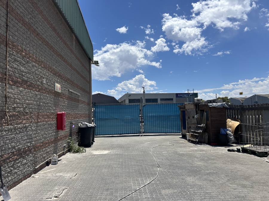 To Let commercial Property for Rent in Epping Industrial Western Cape